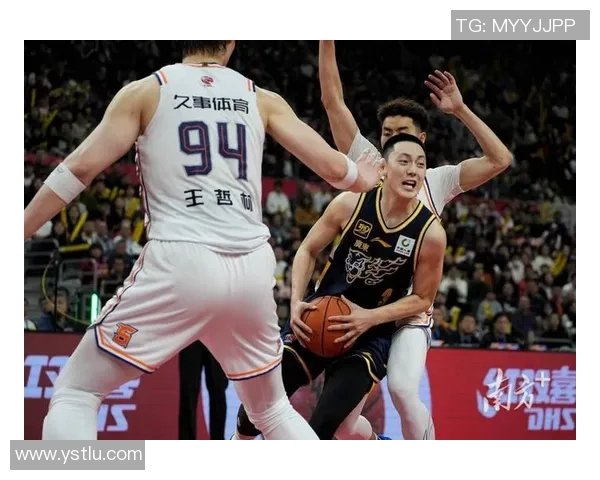 CBA广东队对阵上海队精彩视频直播全程回顾与分析